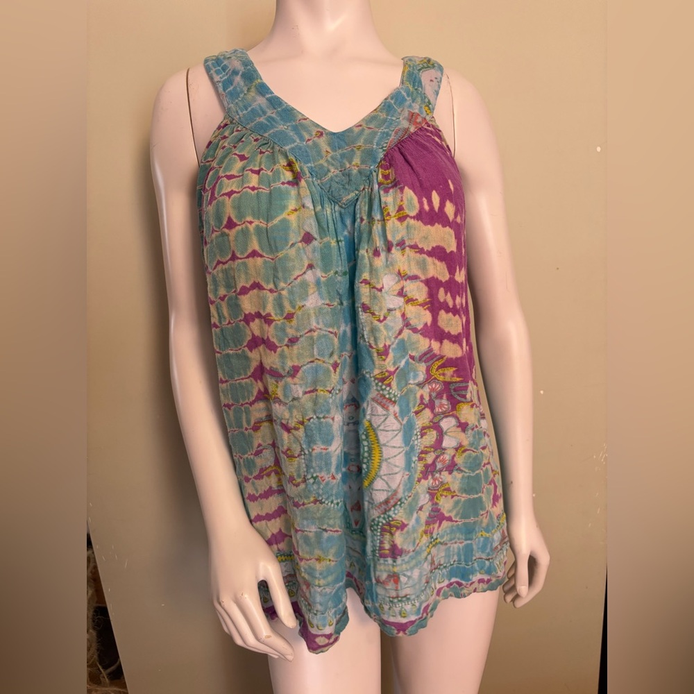 Sleeveless Tie-Dye V-Neck Tank Top in Teal & Purple